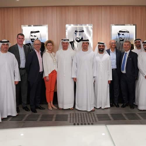 dubai-tourism-and-dubai-economy-meeting-with-leading-retailers