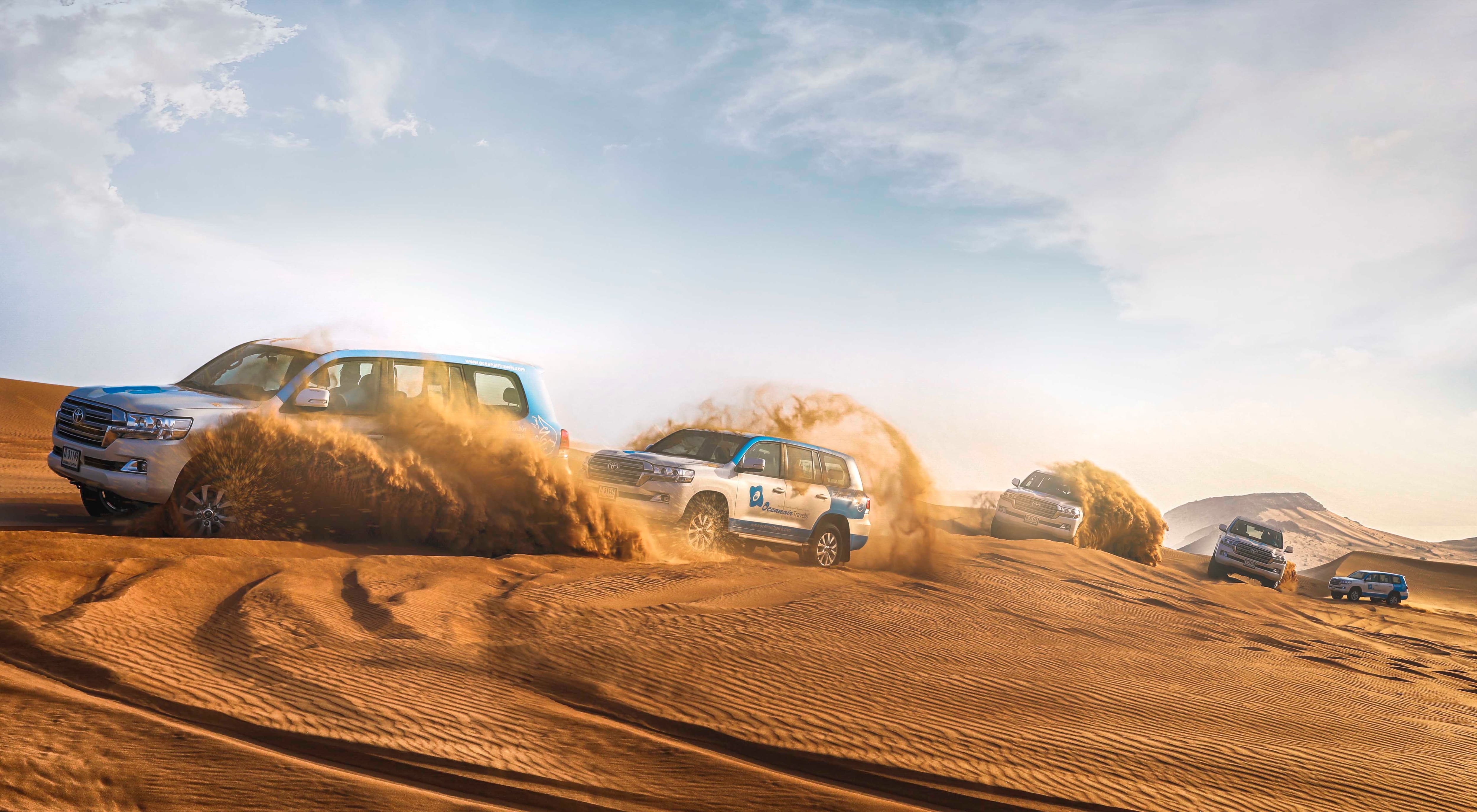 dune-bashing-convoy